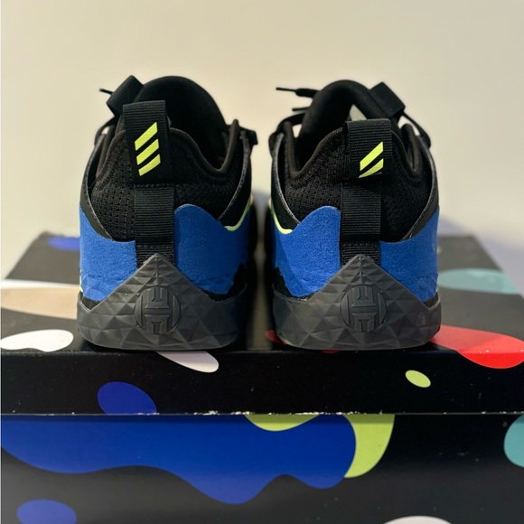 JAMES HARDEN VOL. 5 - Picture 6 of 7